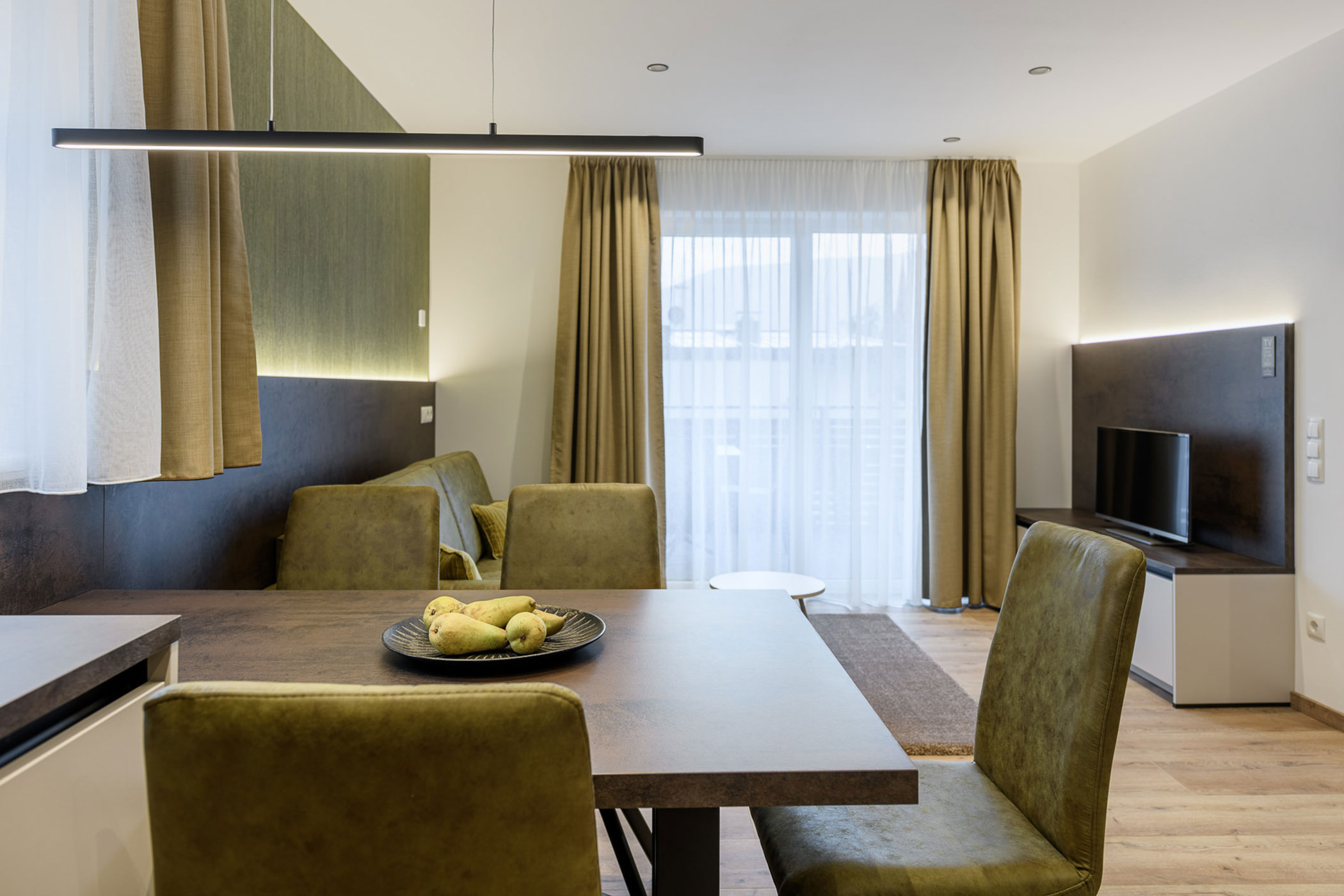 Dining & living area of Apartment Moos